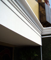Detalhe de calha instalada